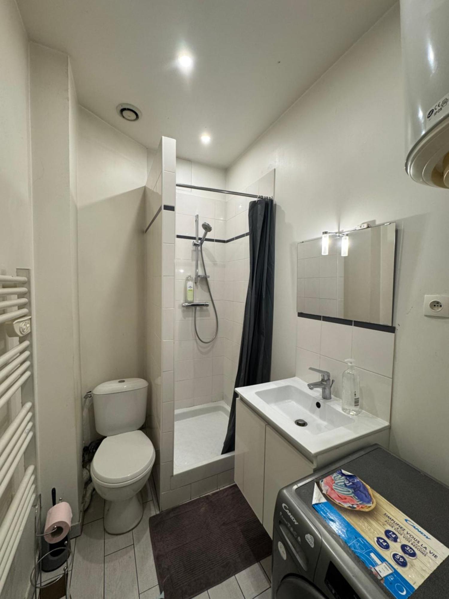 Appartement Proche Centre Ville, Gare Et Autoroute Melun Exterior photo